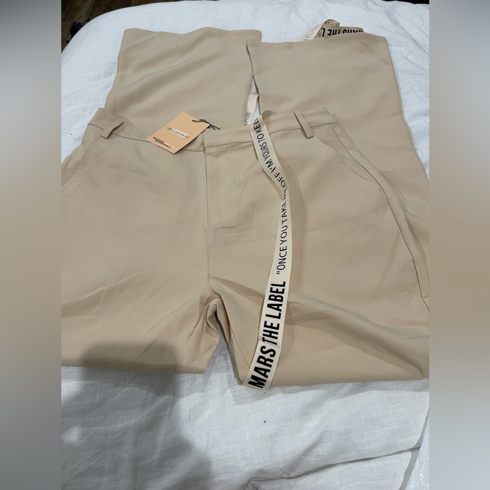 Nara The LabelThe Wide Leg Trouser Cream Pants